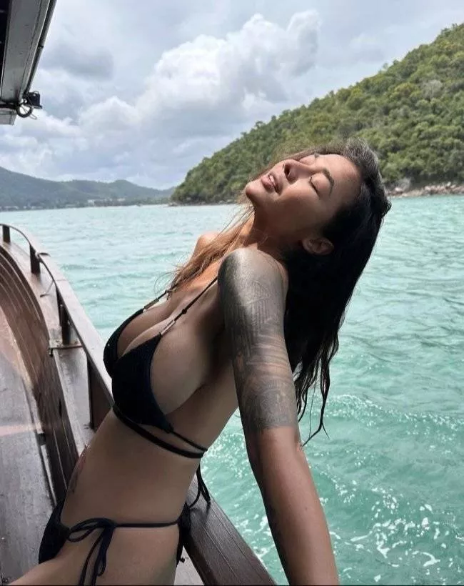 Sexy side boob peeks - #15 