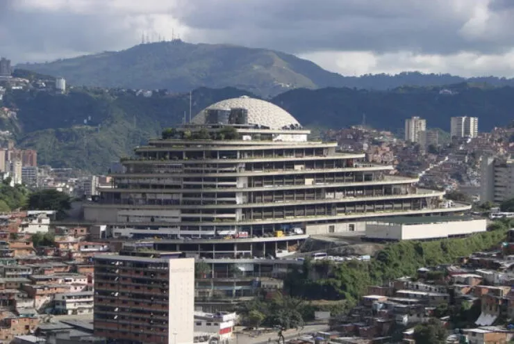 Structures sinistres les batiments les plus intimidants du monde - #22 L’Helicoide, Venezuela. La plus grande prison de torture d'Amérique du Sud.