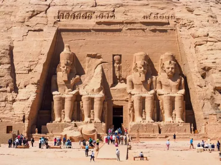 Etonnantes transformations de monuments historiques a travers le temps - #14 Abu Simbel aujourd'hui