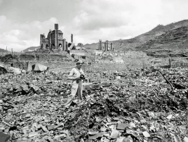 Etonnantes transformations de monuments historiques a travers le temps