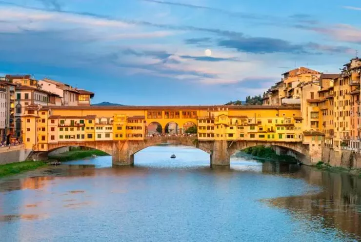 Amazing before and after photos of historic landmark transformations - #40 The Ponte Vecchio in Florence After the November 1966 Flood
