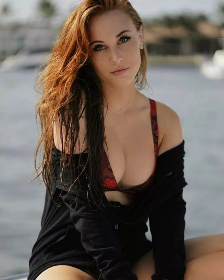 Heavenly boobs on display - #32 