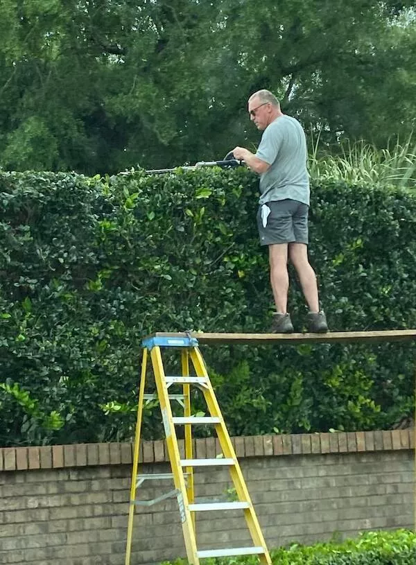 Shocking moments when workplace safety was ignored