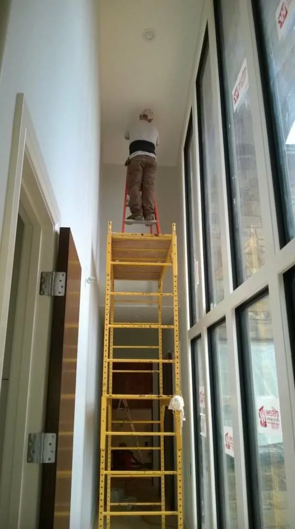 Shocking moments when workplace safety was ignored - #26 