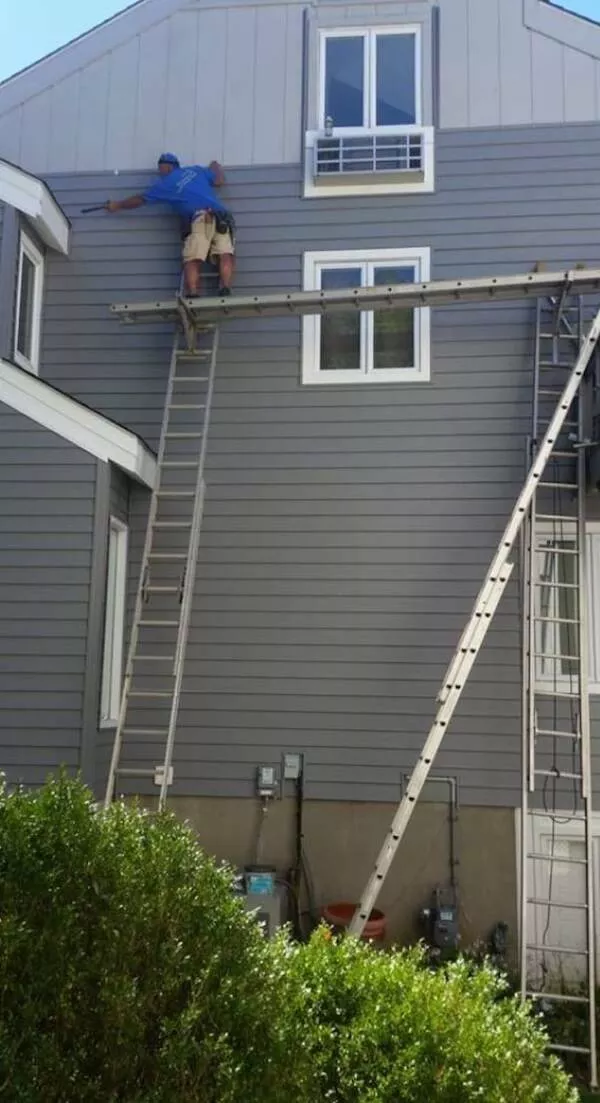 Shocking moments when workplace safety was ignored - #5 