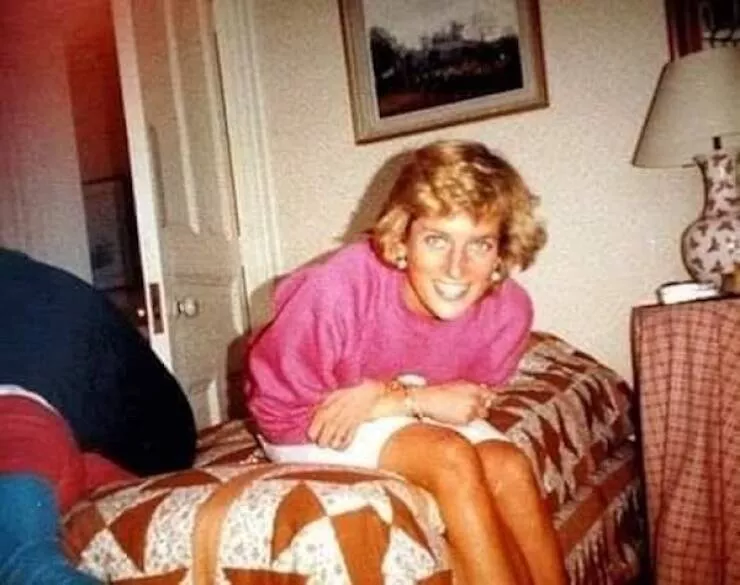 Photos vintage classiques qui illustrent un style intemporel - #3 2. Prince William a pris cette photo de sa mère, la princesse Diana, en 1989 alors qu'il avait 7 ans
