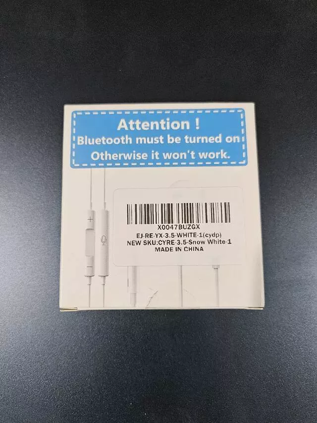 Photos intrigantes qui eveilleront votre curiosite - #35 Les écouteurs WIRED que j'ai achetés disent qu'ils ne peuvent pas être utilisés sans connexion Bluetooth