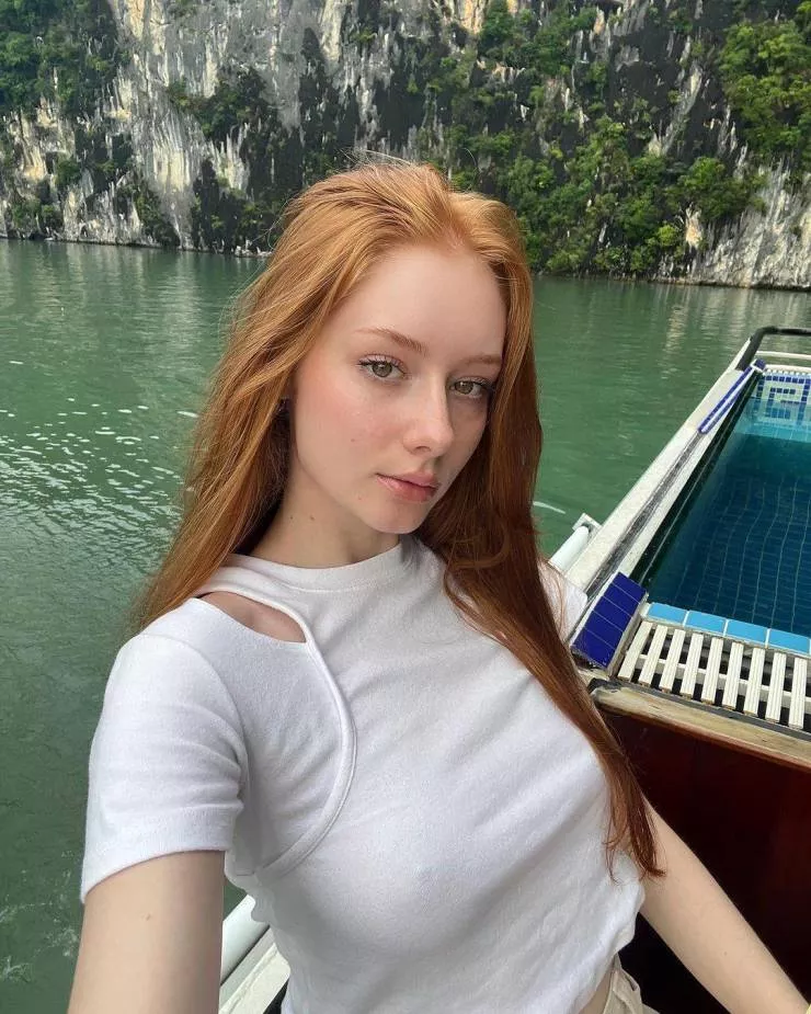 Seductive styles embracing the braless trend - #7 