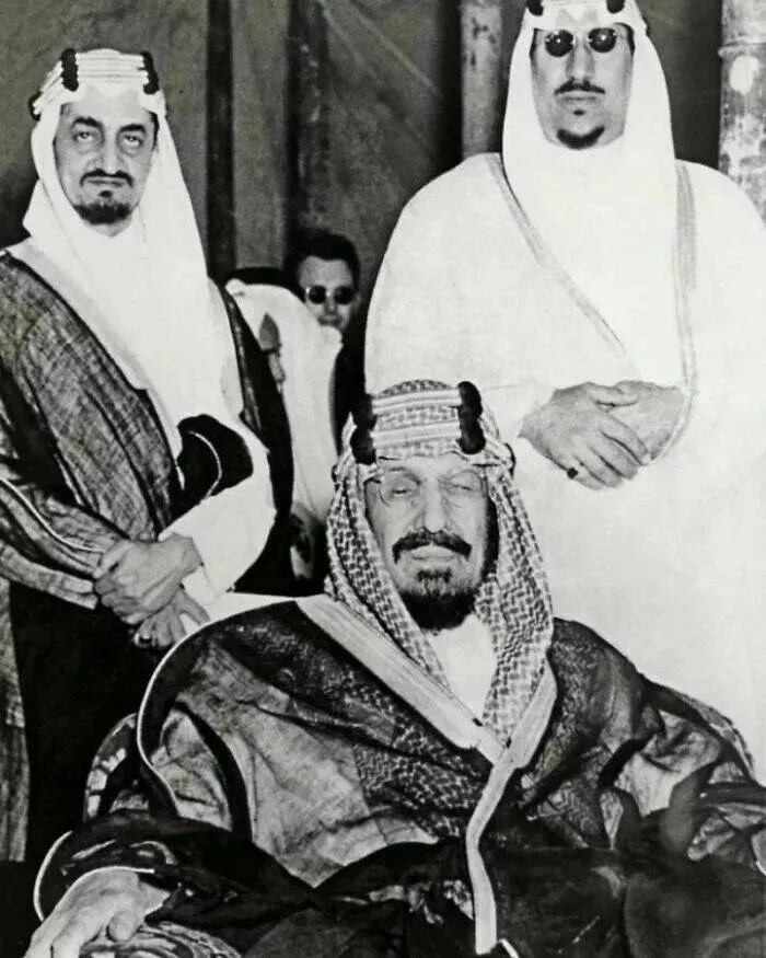 Unveiling hidden histories rare photos that tell untold stories - #36 First King Of Saudi Arabia Ibn Saud With His Sons Prince Faisal (On The Left) And Prince Saud (On The Right) In The Early 1950s
