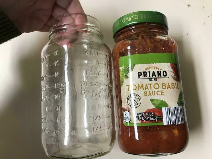 Savory and ingenious food hacks everyones raving about - #13 Aldi pasta sauce jars have measurements hidden under the stickers!