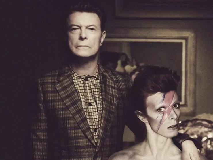 Rencontres etoilees les celebrites face a leur jeune moi - #19 David Bowie