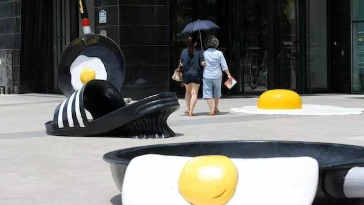 Stunning photos of enormous objects that will amaze you - #29 
