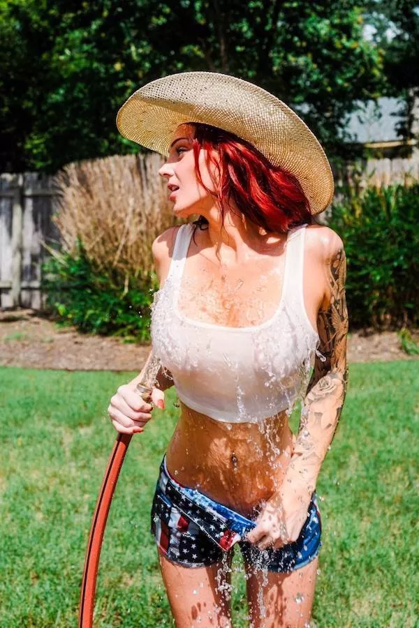 Dripping wet hotties - #16 