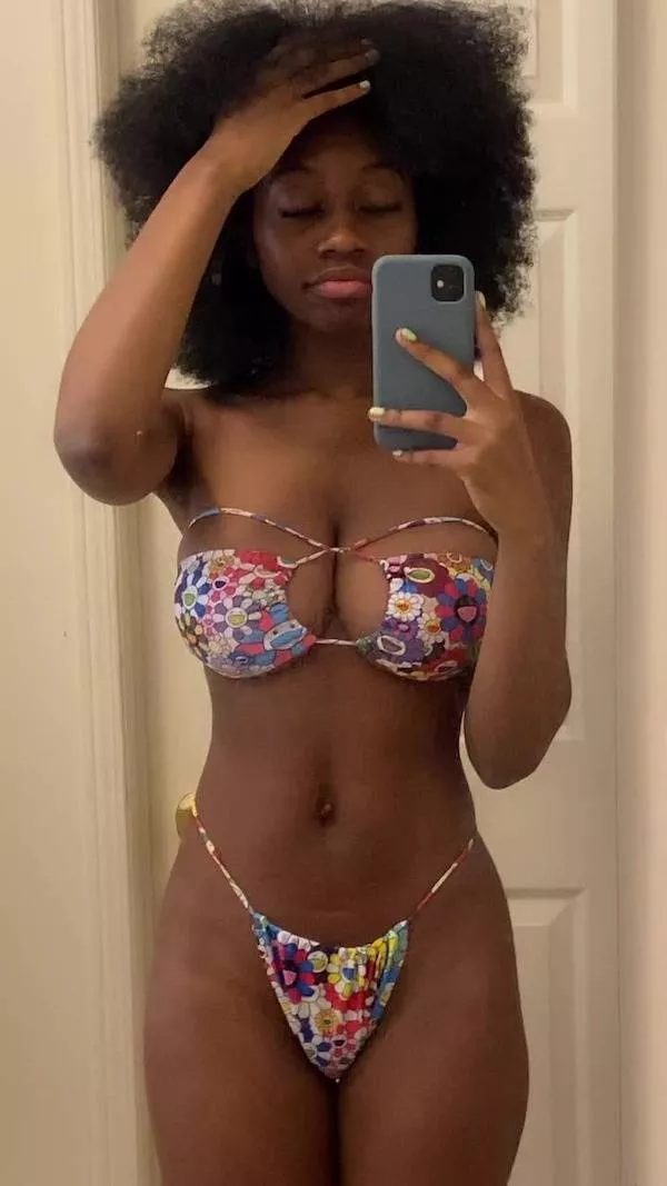 Stunning hourglass figures - #13 