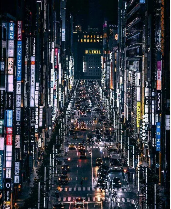 Stunningly real dystopian urban landscapes - #20 Tokyo, Japan at Night: Vibrant cityscape