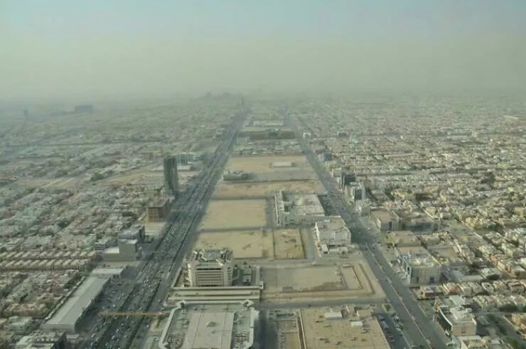 Paysages urbains dystopiques etonnamment reels - #27 Riyad, Arabie Saoudite : Vue urbaine Paysages urbains dystopiques etonnamment reels - #27 Riyad, Arabie Saoudite : Vue urbaine