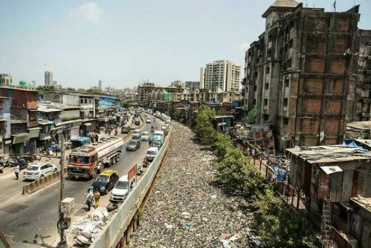 Stunningly real dystopian urban landscapes - #35 Mumbai, India: Vibrant city