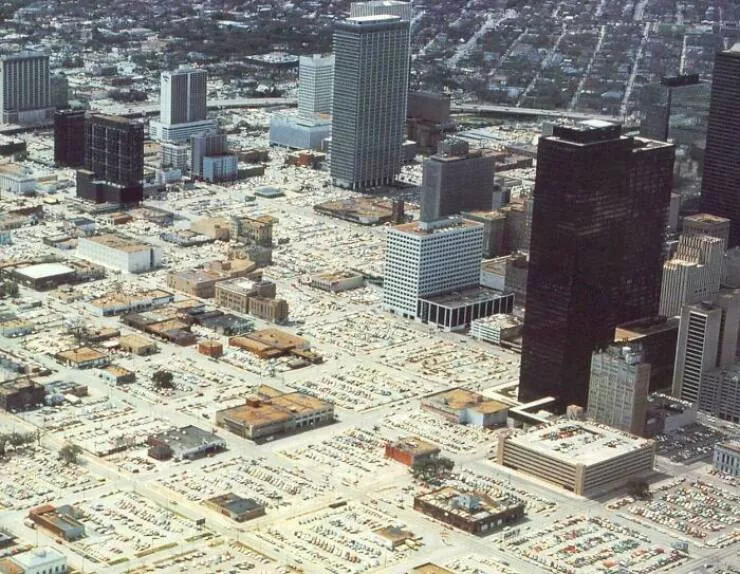 Stunningly real dystopian urban landscapes - #37 Houston, TX (1970s): Historical view
