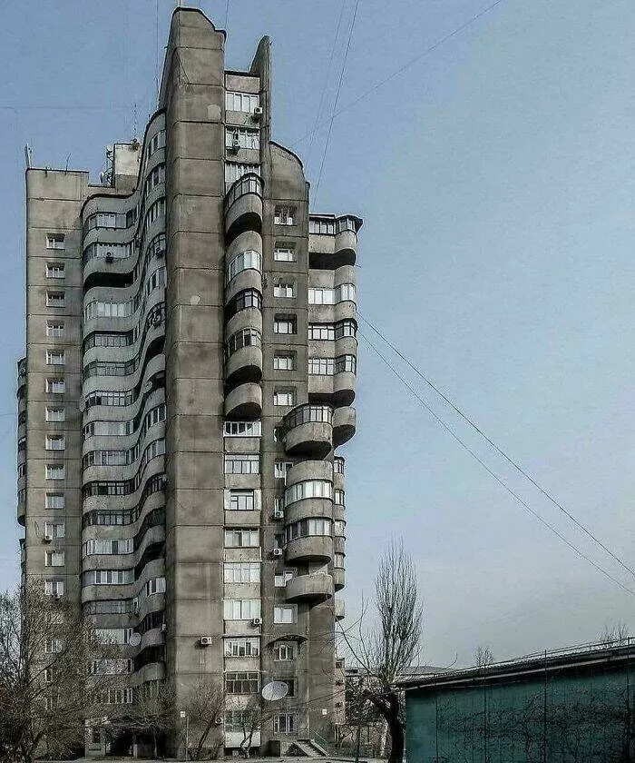 Stunningly real dystopian urban landscapes - #42 Soviet High-Rise in Bishkek, Kyrgyzstan: Soviet-era architecture