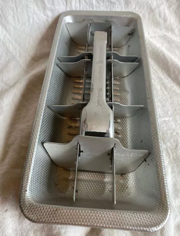 Vintage kitchen gadgets from 30 years ago that have vanished