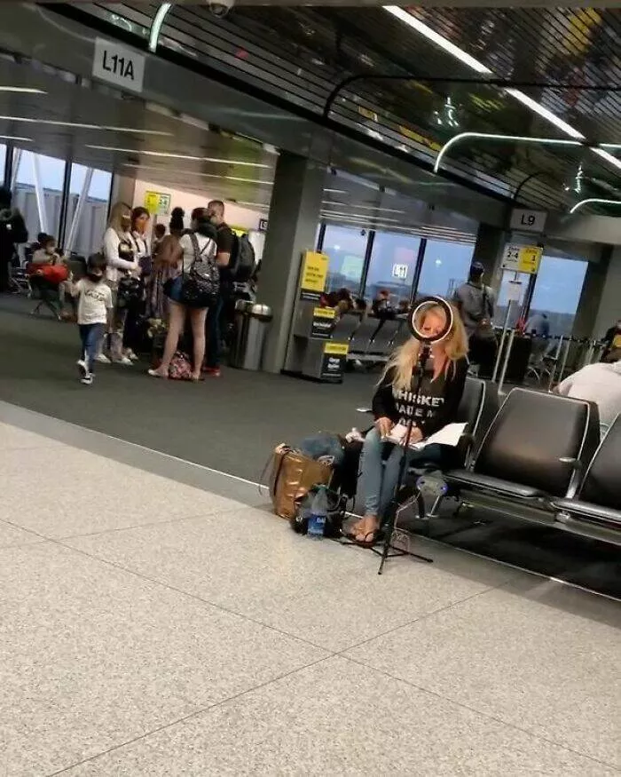 Influencers busted in the act moments they wish you didnt see - #10 Many Of You Have Been Asking About My Flight Routine, So Here’s How It Goes