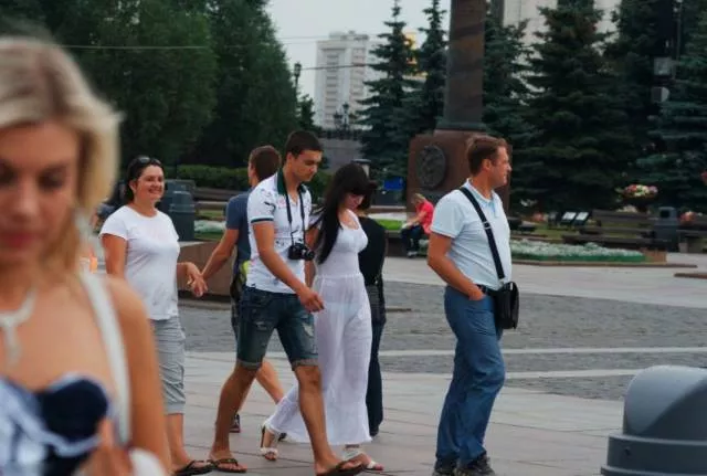 Top 39 hot girls you meet on the streets - #31 
