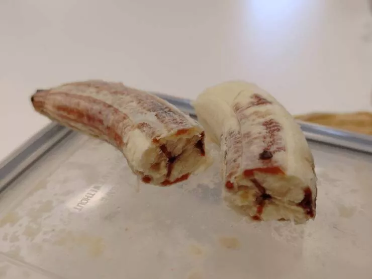 Intriguing photos that will instantly capture your attention - #14 The Inside Of My Banana Was Red