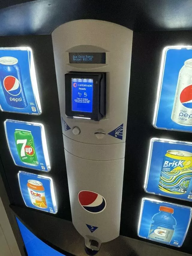 Intriguing photos that will instantly capture your attention - #7 This Vending Machine Sells Pepsi Cans For $73 USD Each
