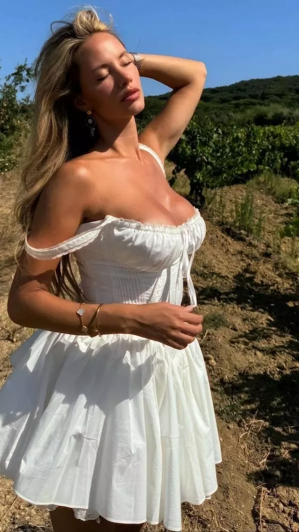 Braless beauties revealed - #16 