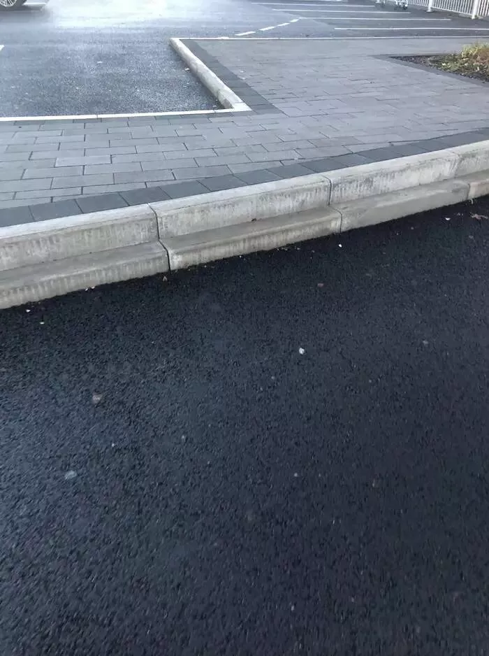 Shocking designs that challenge common sense - #9 This Curb Features A Step That’s Perfect For Slipping Shocking designs that challenge common sense - #9 This Curb Features A Step That’s Perfect For Slipping