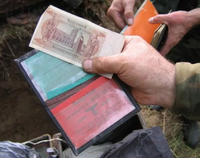 Amazing wwii treasure found on a battlefield - #12 