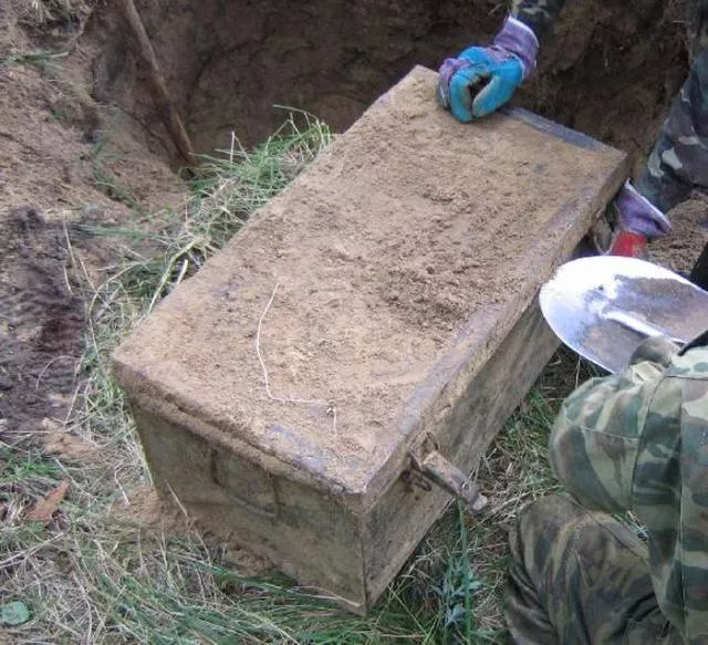 Amazing wwii treasure found on a battlefield - #4 