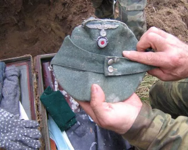 Amazing wwii treasure found on a battlefield - #7 