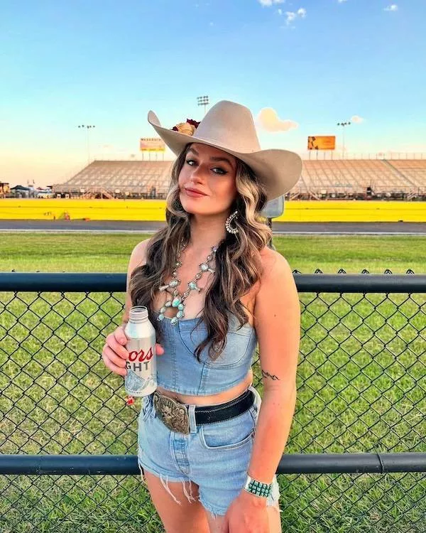 Sexy booze babes forever - #3 Sexy booze babes forever - #3