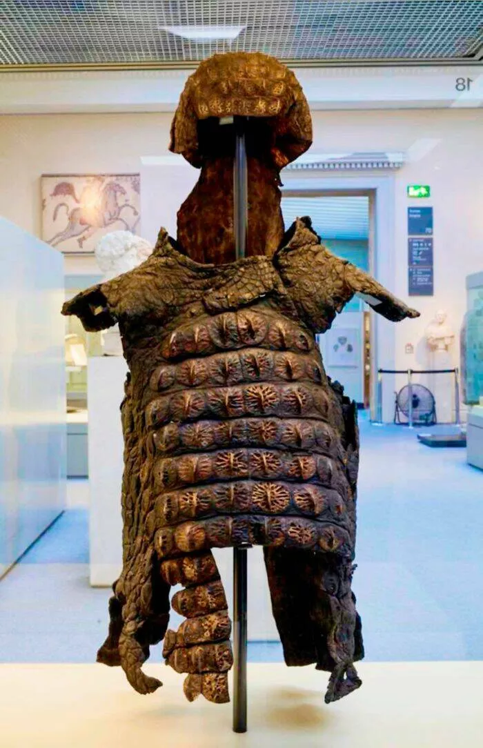 Captivating photos and untold stories from history - #24 Roman Crocodile Armor, Dating Back To The 3rd Century AD, Was Protective Gear Made From Nile Crocodile Hide