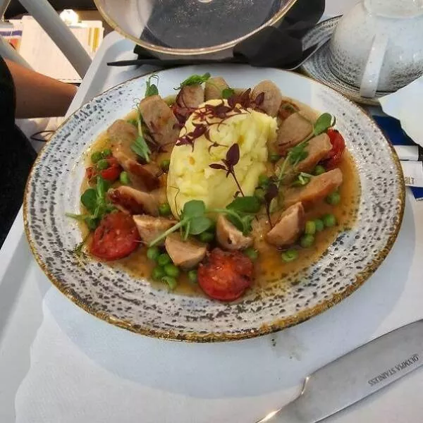 Fascinating hospital food pics from rate my hospital plate - #1 Last Day (4) at Fulwood Hall Hospital