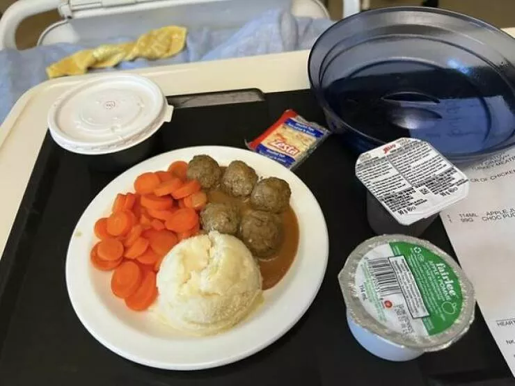 Photos fascinantes de repas dhopital sur rate my hospital plate - #16 Quelques plateaux de mon récent séjour à l'hôpital ce mois-ci en Ontario