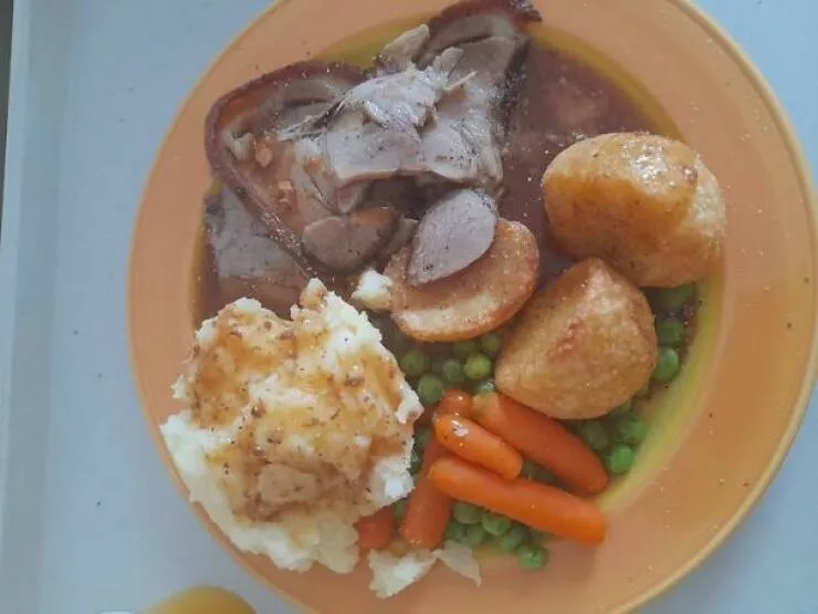 Photos fascinantes de repas dhopital sur rate my hospital plate - #2 Ma femme est hospitalisée à Furness General; c'était son dîner hier