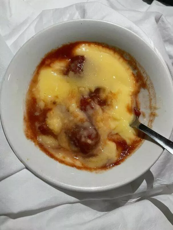 Fascinating hospital food pics from rate my hospital plate - #33 Nhs Ipswich Hospital I Ordered Apple Rhubarb Crumble