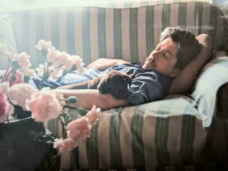 Everyday scenes that look straight out of a renaissance masterpiece