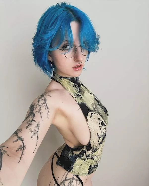 Beaux yeux derriere des lunettes craquantes - #4 