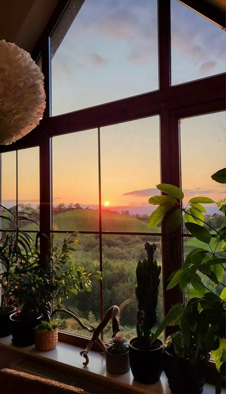Breathtaking views people snapped right outside their windows - #4 West Cork - Ireland