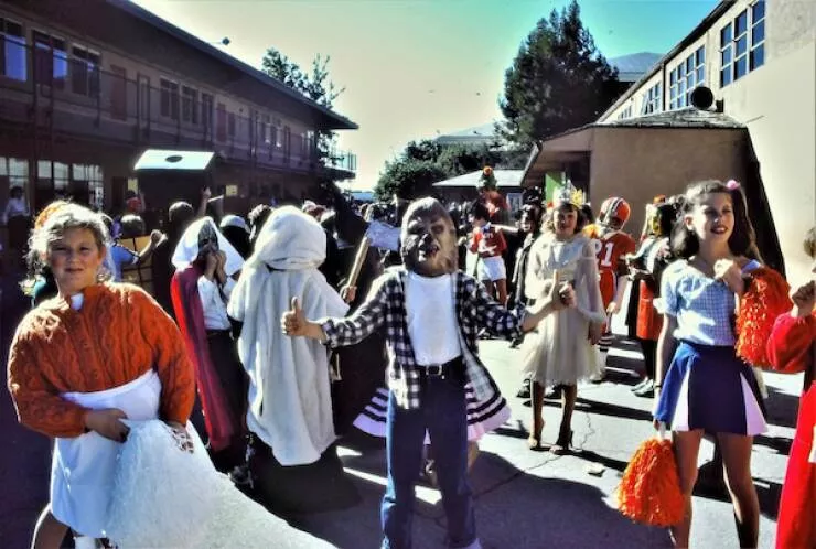 What halloween in the 70s really looked like - #17 