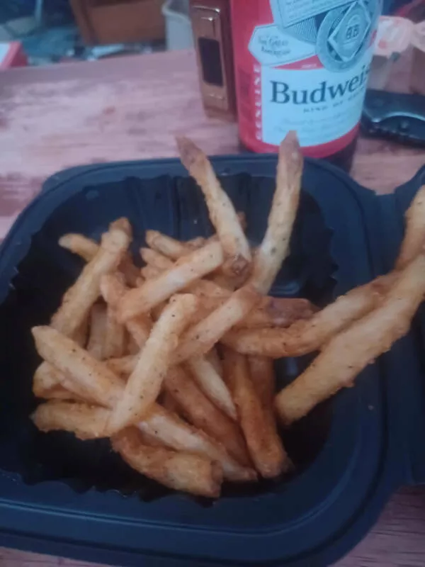 Moments that yell bad day - #12 Popeyes charged me $4.19 for this sad portion of fries.