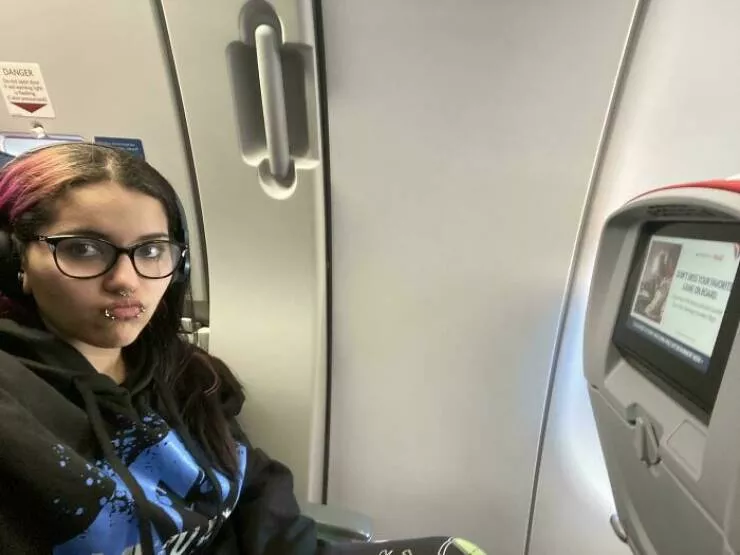 Regrettable purchases that are both sad and funny - #18 Paid extra for a window seat on a plane—this is what I got