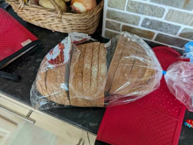 Funny yet infuriating habits of wives and girlfriends - #1 The way my wife opens the bread