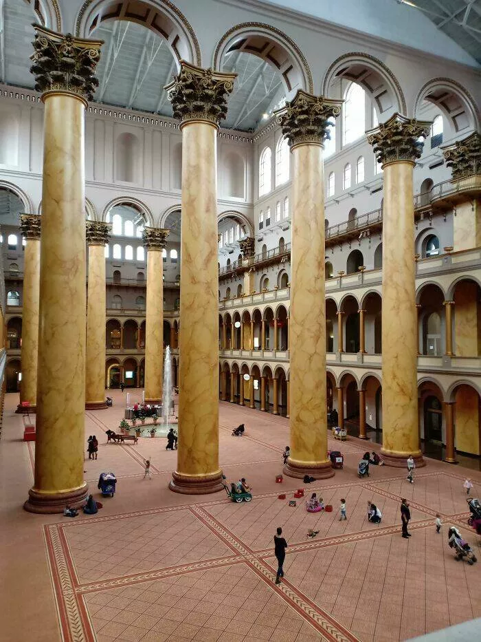 Merveilles architecturales qui ont coupe le souffle du monde - #46 Le National Building Museum à Washington, D.C., achevé en 1887