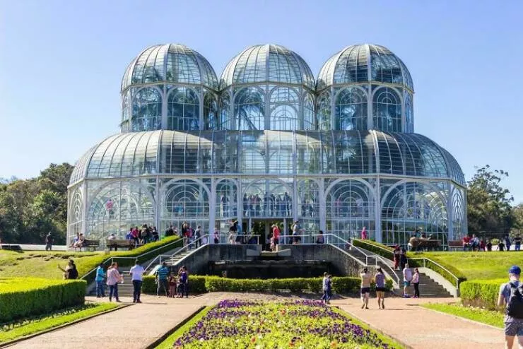 Architectural marvels that took the worlds breath away - #5 The greenhouse at the Botanical Garden of Curitiba, Brazil (1991); designed by architect Abrao Assad, inspired by London's Crystal Palace