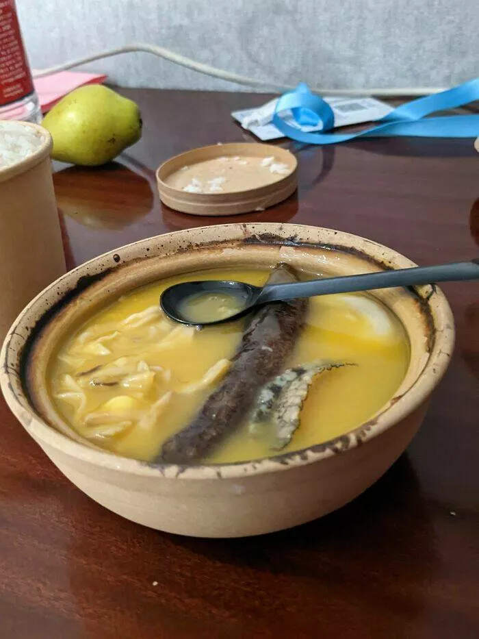 Photos that show how unique china really is - #46 Takeout meals delivered in clay pots by a Chinese food joint