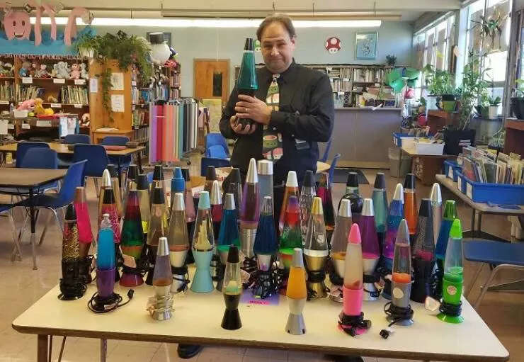 Unique and impressive collections shared by enthusiasts - #15 A vibrant array of 45 lava lamps displayed at work Unique and impressive collections shared by enthusiasts - #15 A vibrant array of 45 lava lamps displayed at work